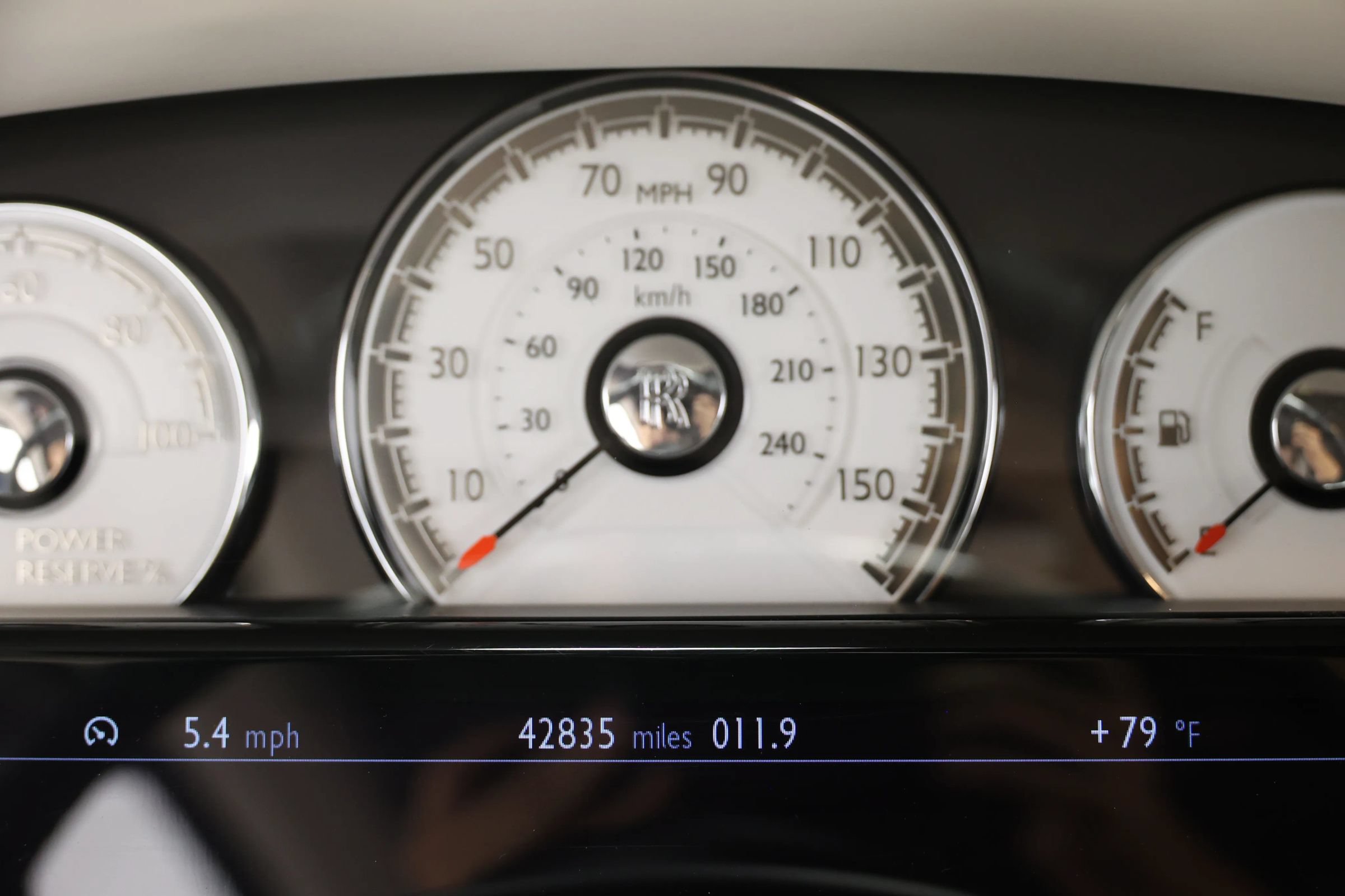 Used 2017 Rolls-Royce Wraith RWD image 38