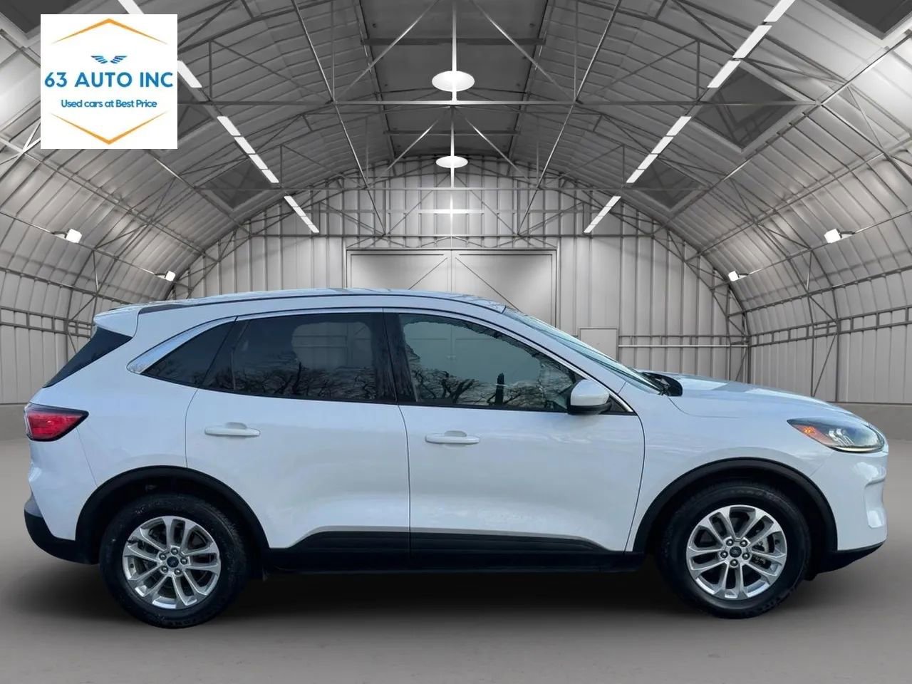 Used 2020 Ford Escape SE image 6