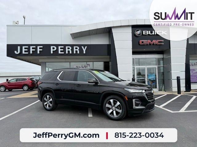 Used 2023 Chevrolet Traverse LT w/ LT Premium Package AWD/4WD image 1