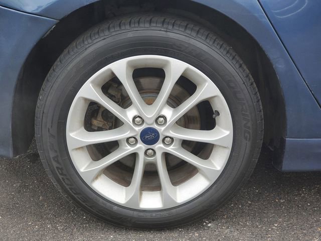 Used 2019 Ford Fusion SE image 6