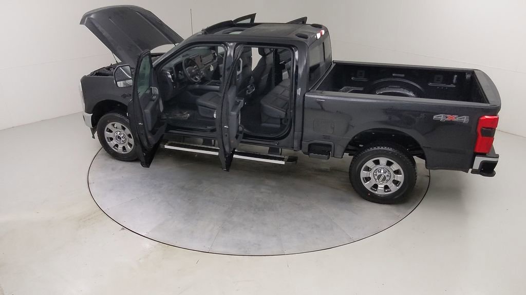 New 2026 Ford F350 Lariat w/ Lariat Premium Package image 57