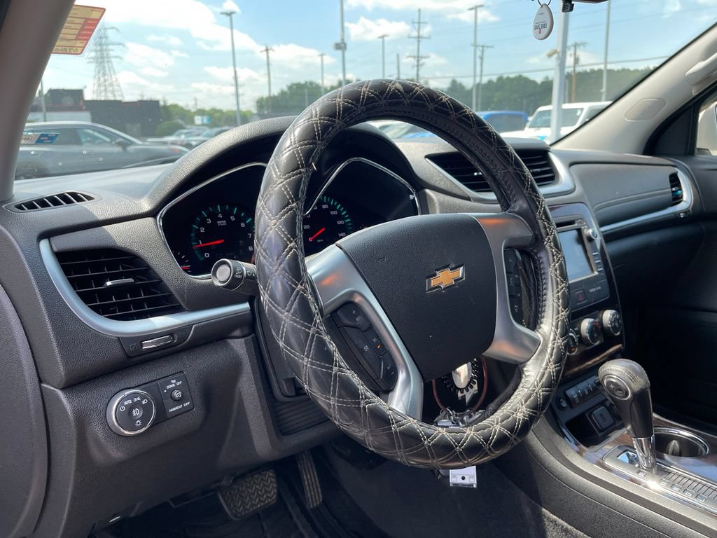Used 2015 Chevrolet Traverse LT AWD/4WD image 14