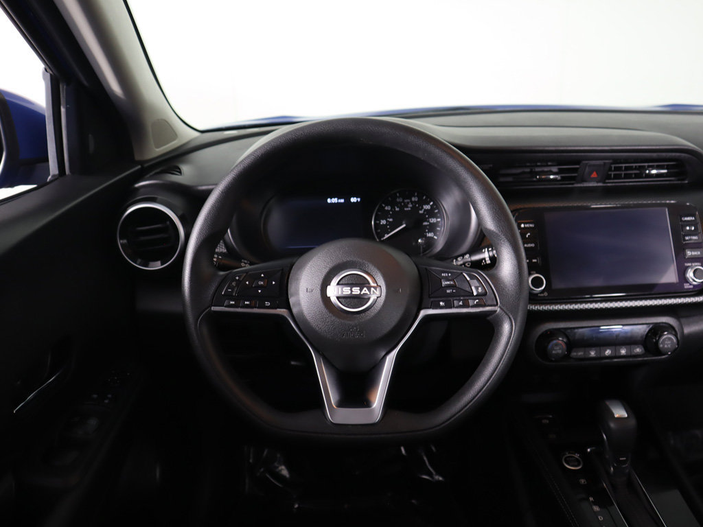 Used 2022 Nissan Kicks SV FWD image 35