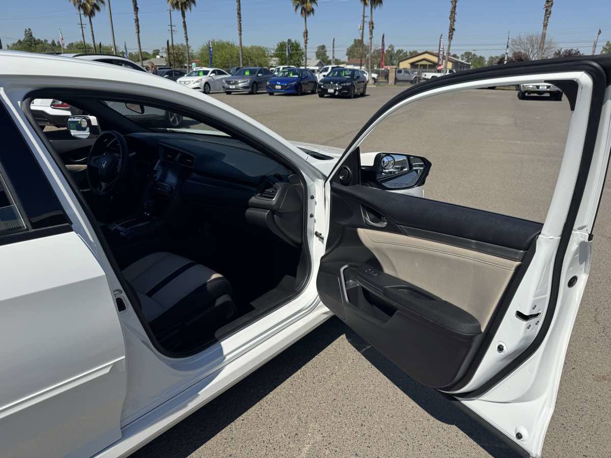 Used 2019 Honda Civic EX image 15