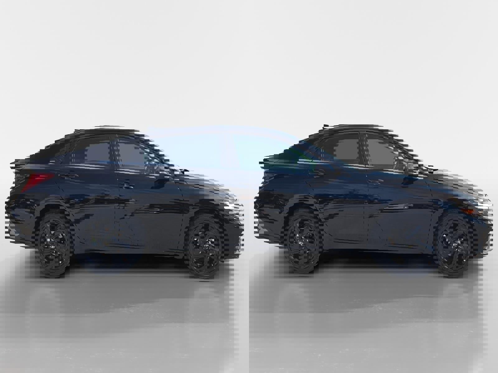 New 2026 Hyundai Elantra SEL Sport Premium image 2