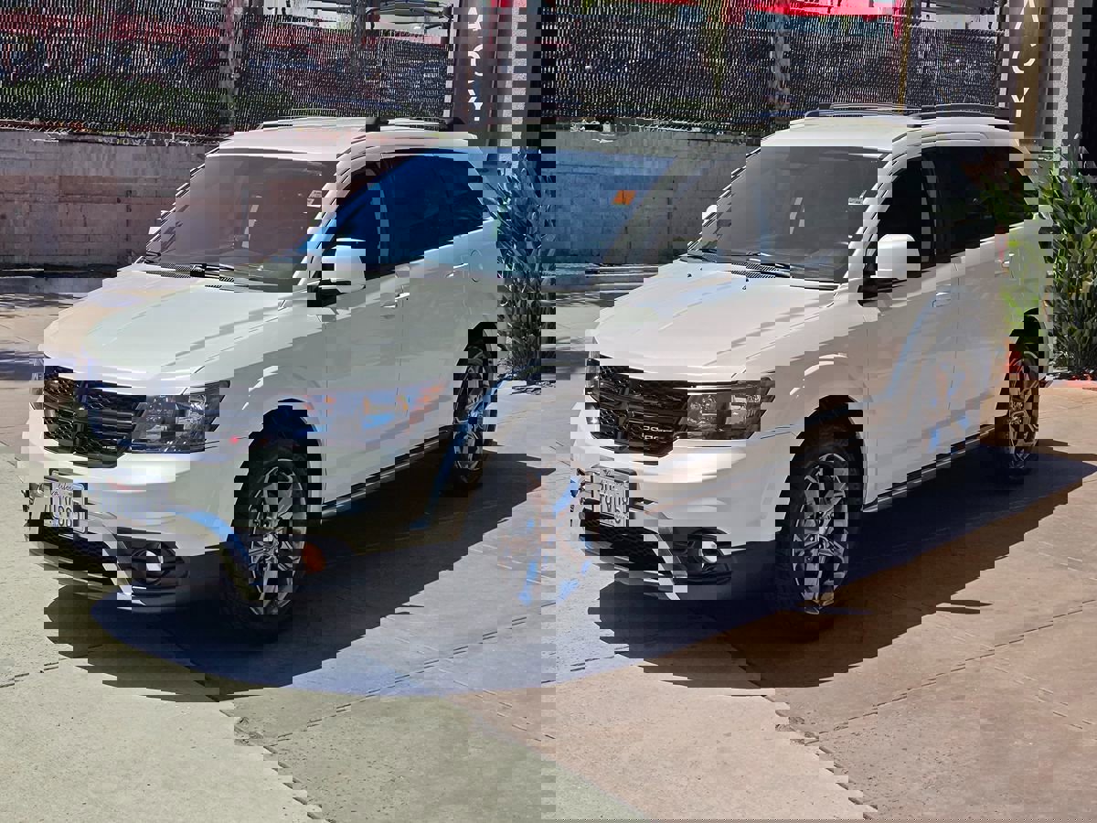 Used 2016 Dodge Journey Crossroad FWD image 6