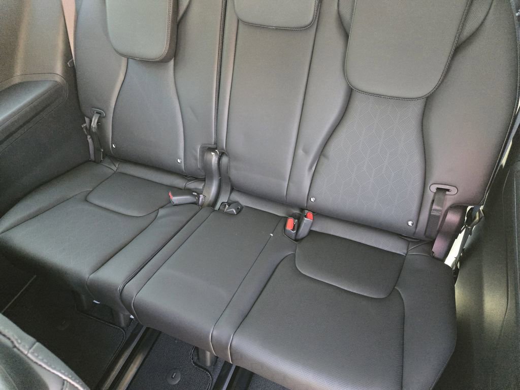 New 2026 Kia Carnival SX w/ SX Dark Edition Package FWD image 21