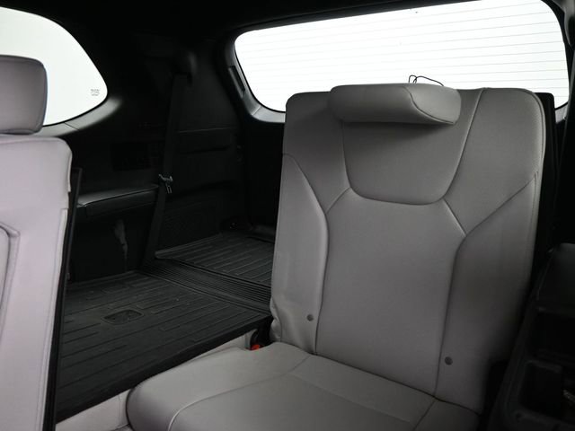 New 2025 Lexus IS 350 F Sport w/ Navigation Package image 17