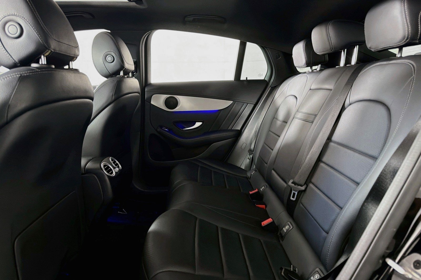 Certified 2023 Mercedes-Benz GLC 300 4MATIC Coupe image 9