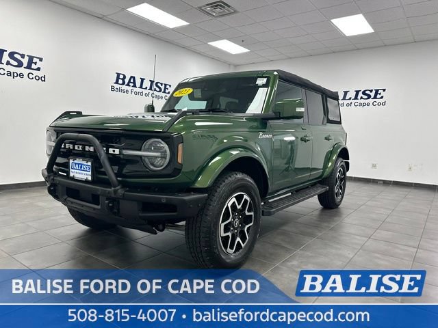 Used 2023 Ford Bronco Outer Banks AWD/4WD image 3
