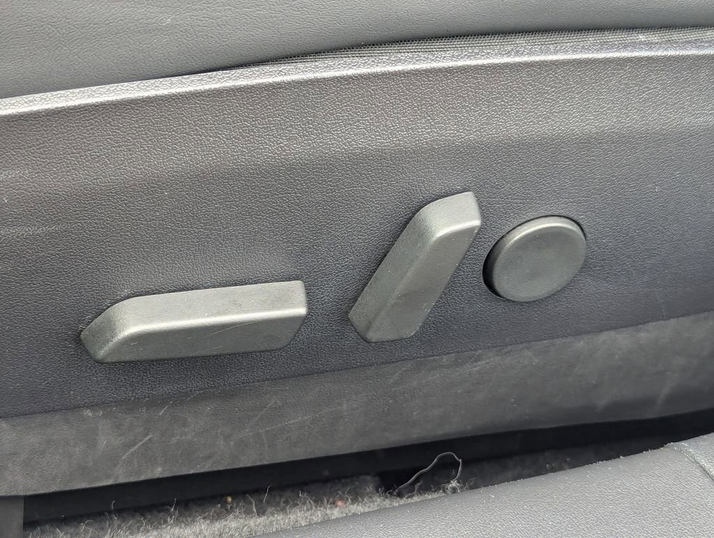 Used 2019 Tesla Model 3 Long Range image 25