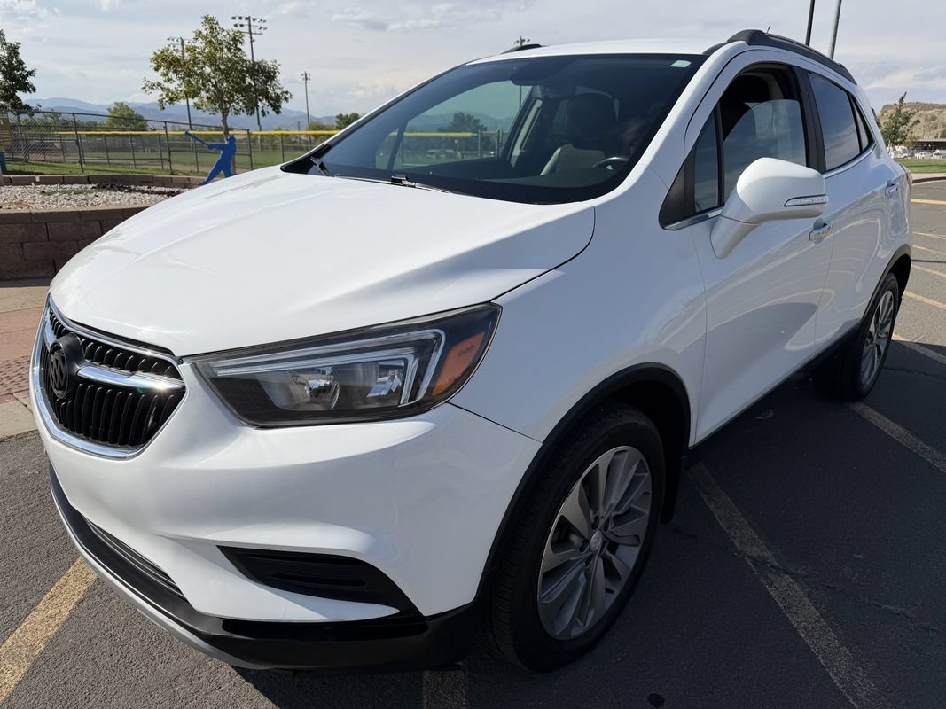 Used 2019 Buick Encore Preferred FWD image 1