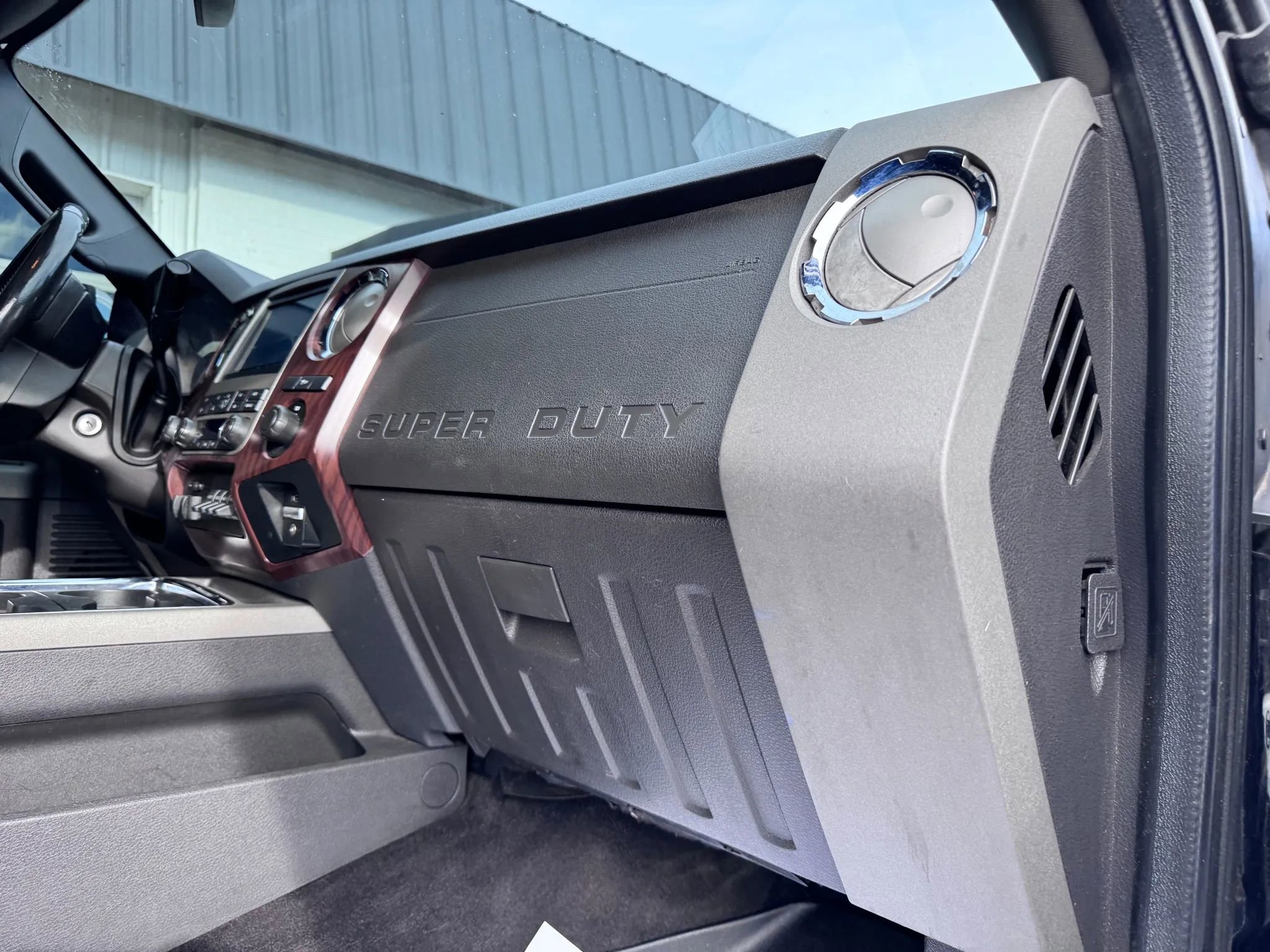 Used 2011 Ford F350 Lariat w/ Lariat Ultimate Pkg image 16