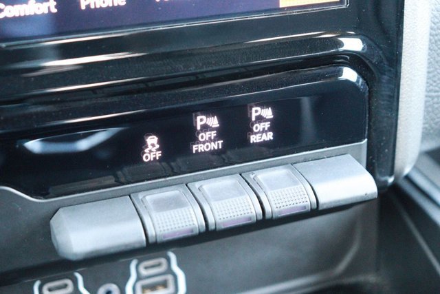 Used 2025 RAM 1500 Big Horn image 19