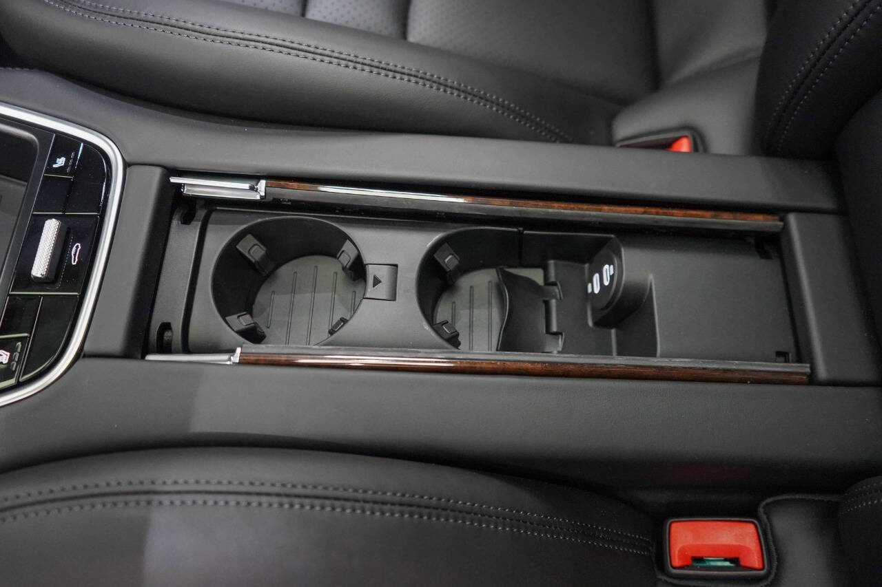 Used 2023 Porsche Panamera Turbo S image 75