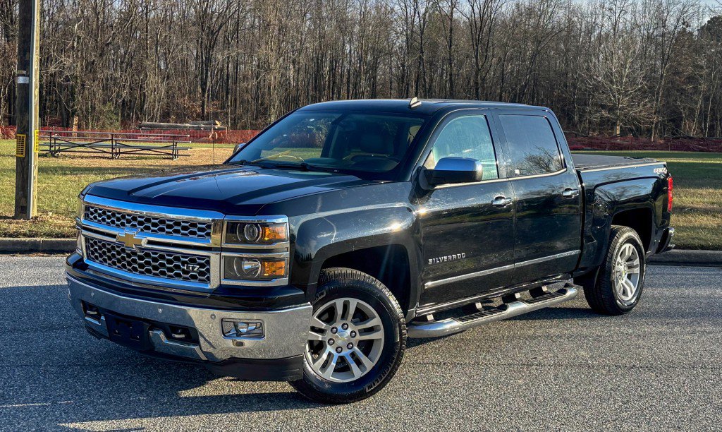 Used 2014 Chevrolet Silverado 1500 LTZ w/ LTZ Plus Package image 3
