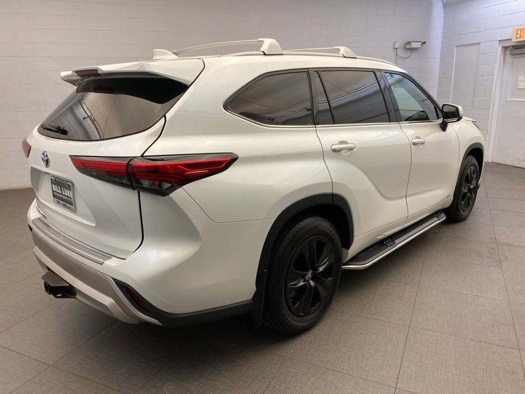 Used 2022 Toyota Highlander Bronze Edition AWD/4WD image 7