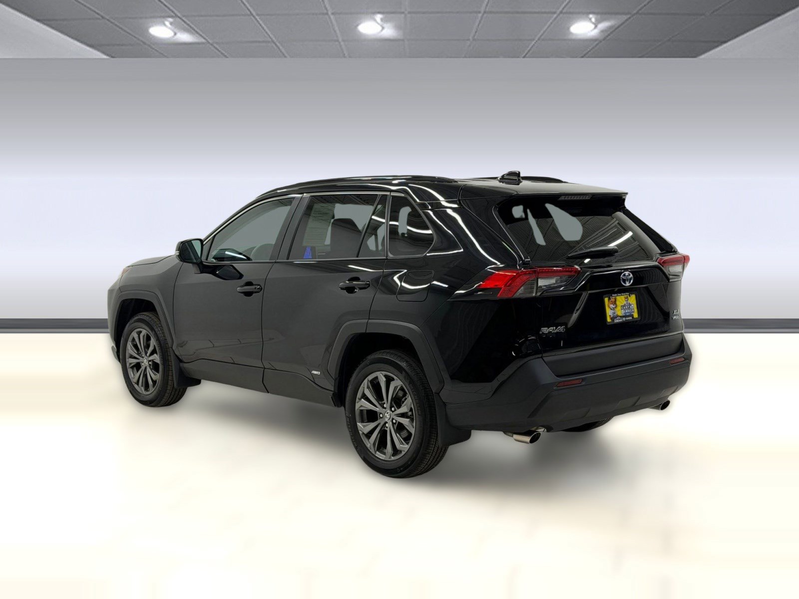 Used 2024 Toyota RAV4 XLE Premium w/ Weather Package image 2