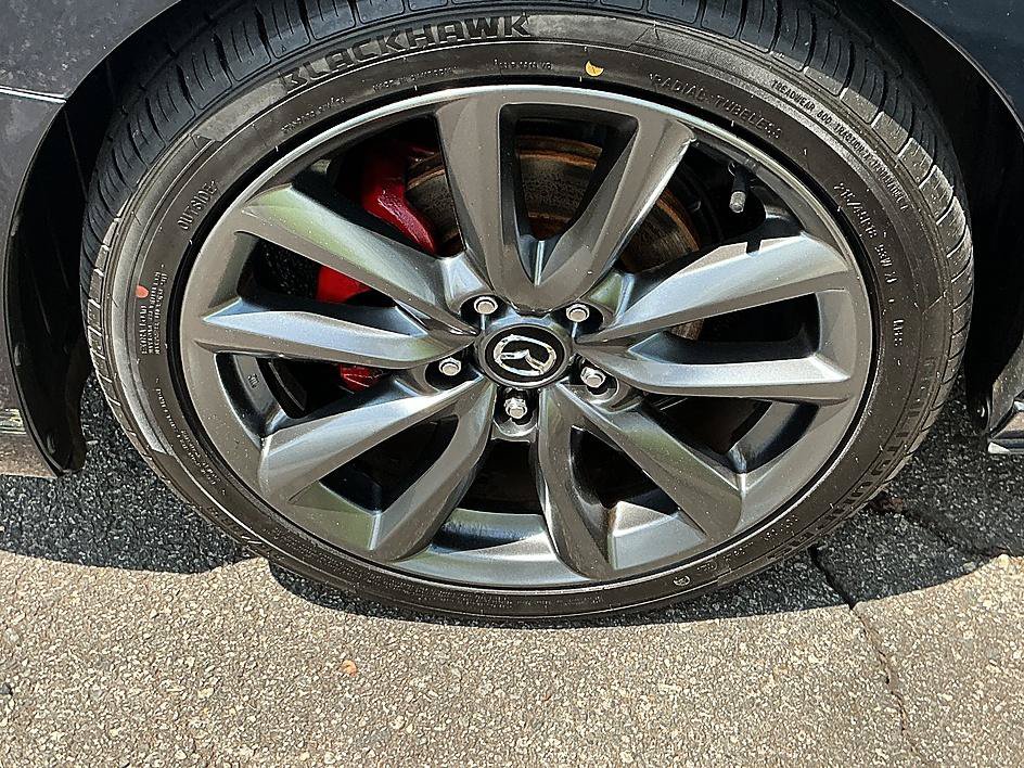 Used 2019 MAZDA MAZDA3 Hatchback FWD image 9