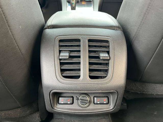 Used 2010 Ford Taurus SHO image 13