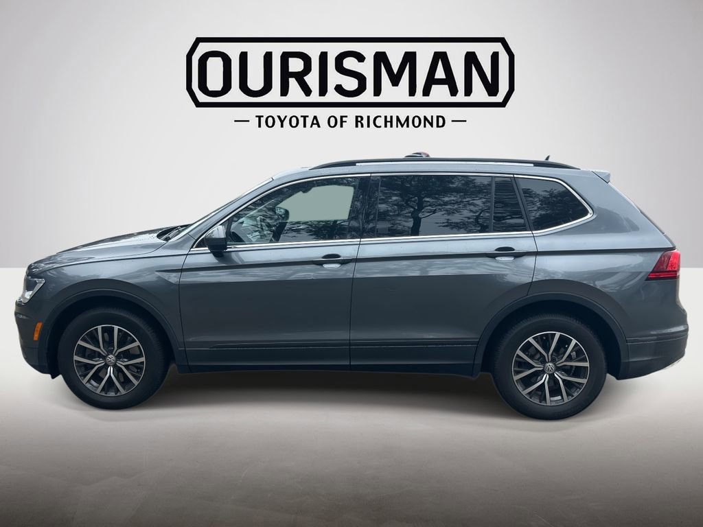 Used 2019 Volkswagen Tiguan SE w/ Panoramic Sunroof Package image 9