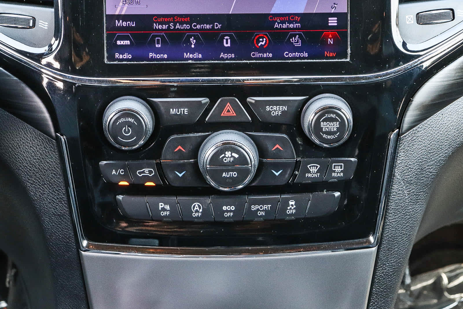 Used 2019 Jeep Grand Cherokee Altitude RWD image 20