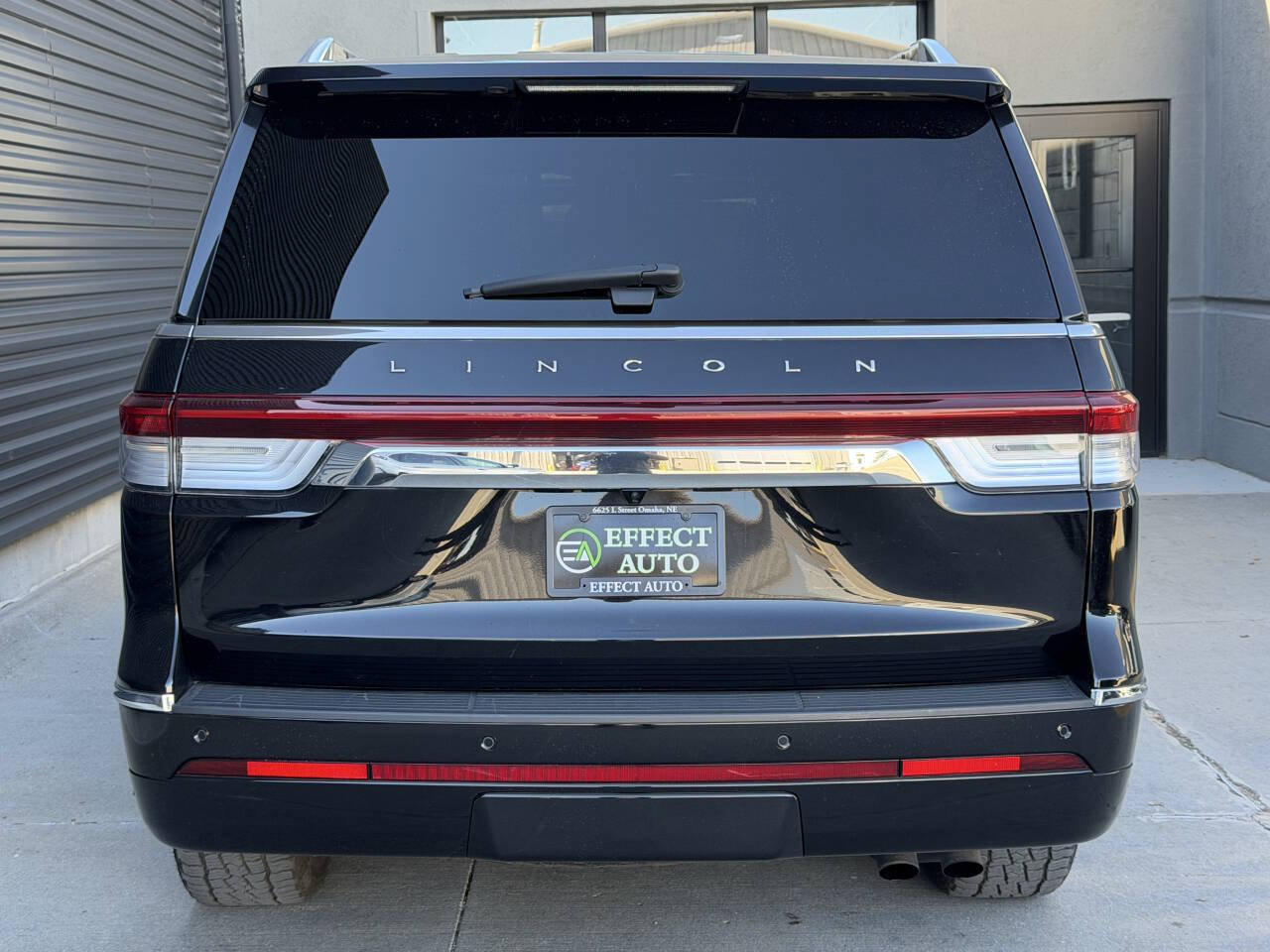 Used 2022 Lincoln Navigator Reserve AWD/4WD image 13