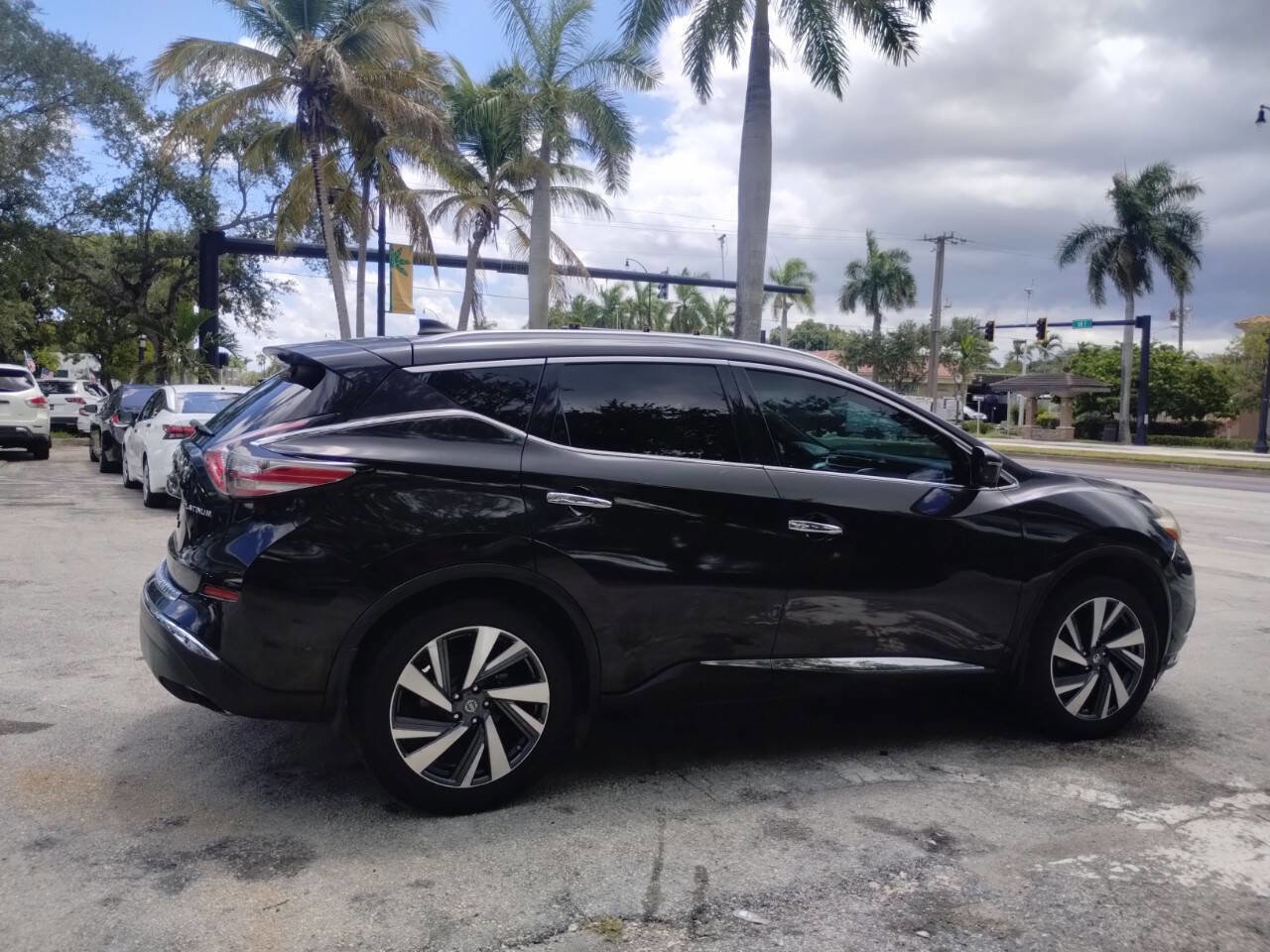 Used 2017 Nissan Murano Platinum w/ Platinum Technology Package image 14