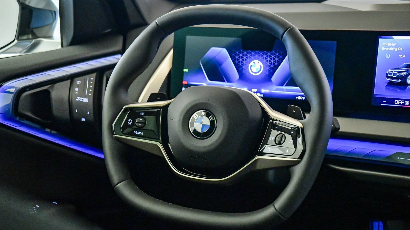 Used 2025 BMW X3 xDrive30i w/ Convenience Package image 13