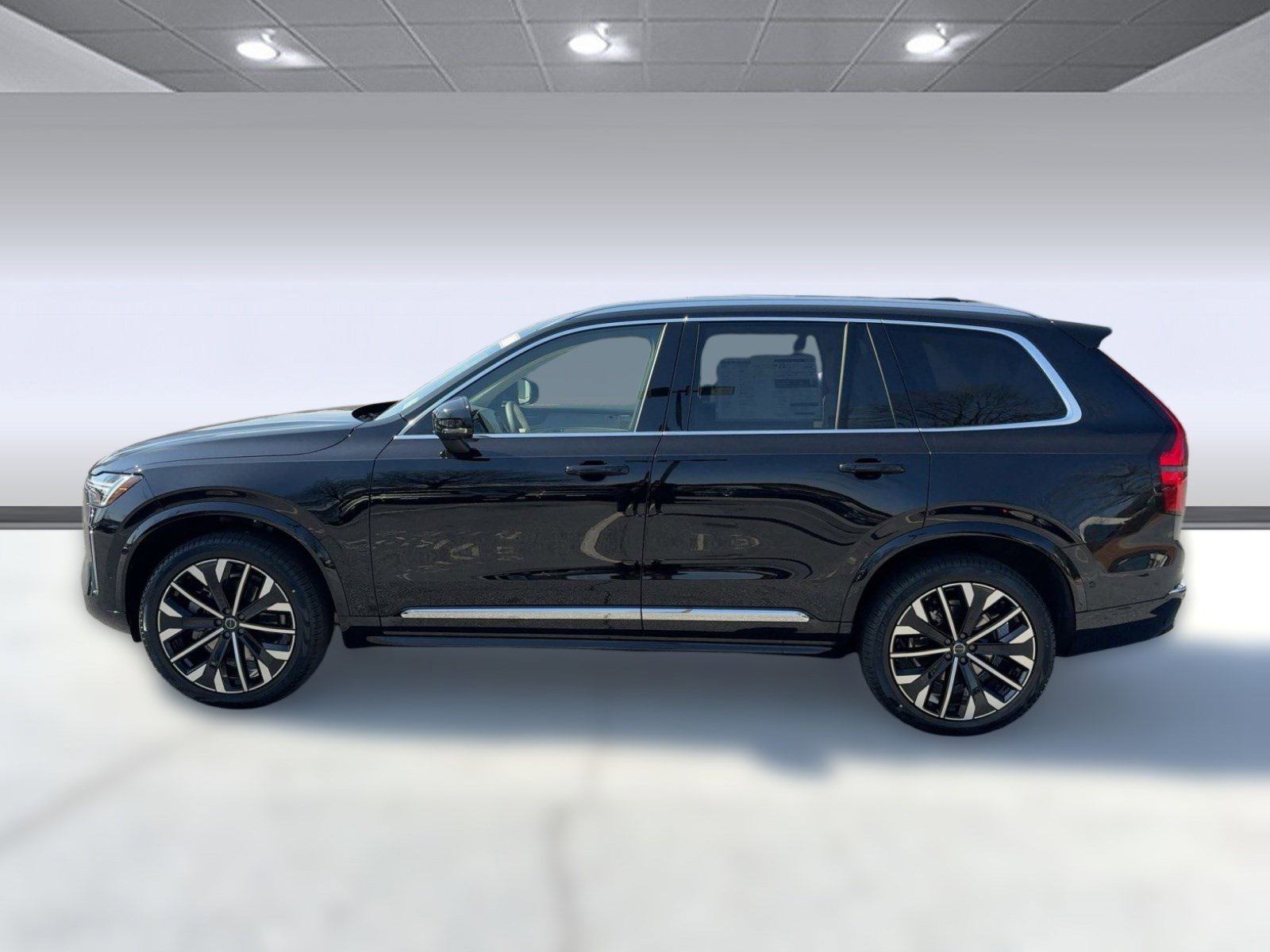 New 2026 Volvo XC90 B6 Ultra w/ Protection Package image 2