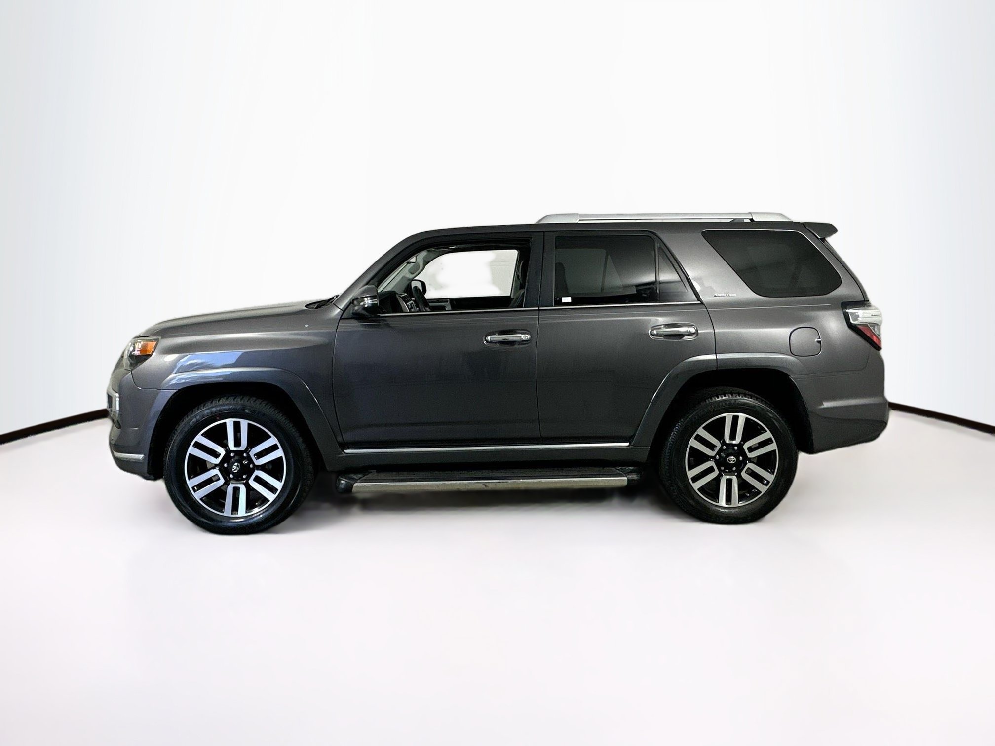 Used 2019 Toyota 4Runner Limited AWD/4WD image 8