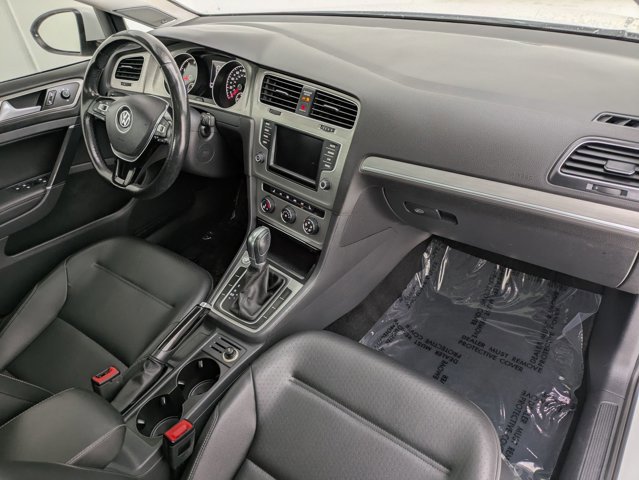 Used 2016 Volkswagen Golf SE w/ Lighting Package FWD image 19