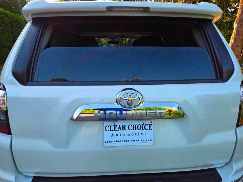 Used 2018 Toyota 4Runner Limited image 8