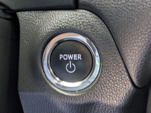 Used 2024 Toyota RAV4 SE image 19