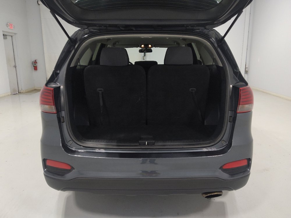 Used 2020 Kia Sorento LX image 29