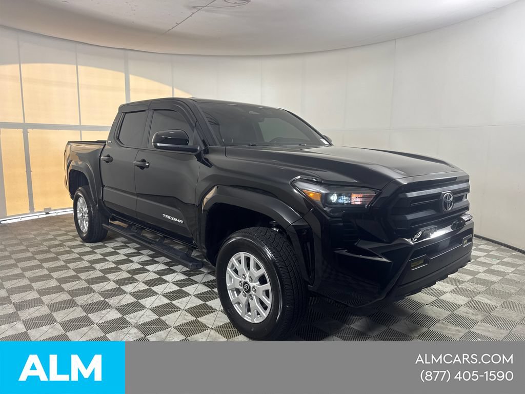 Used 2025 Toyota Tacoma SR5 AWD/4WD image 3