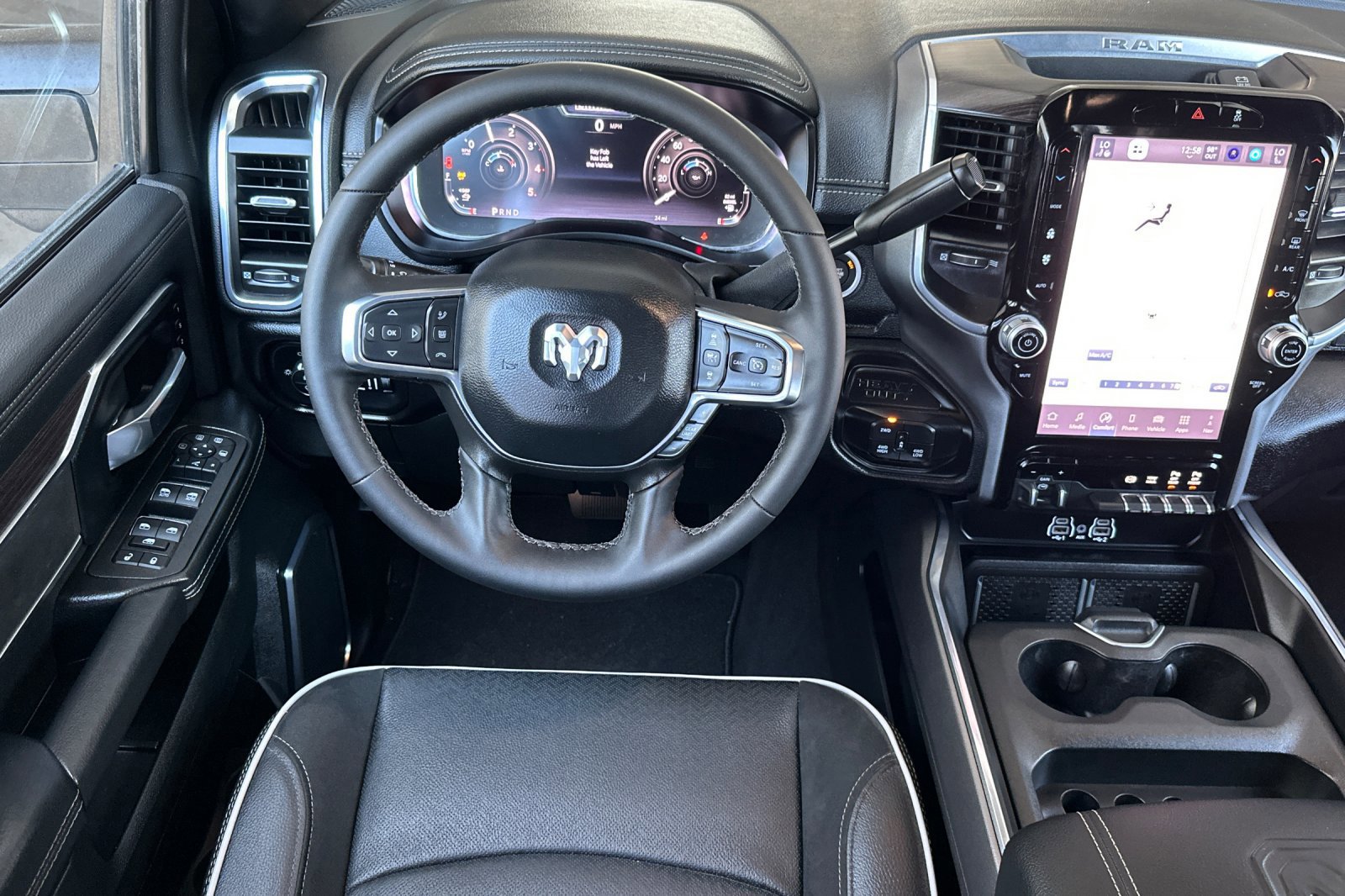 New 2025 RAM 2500 Laramie w/ Towing Technology Group image 11