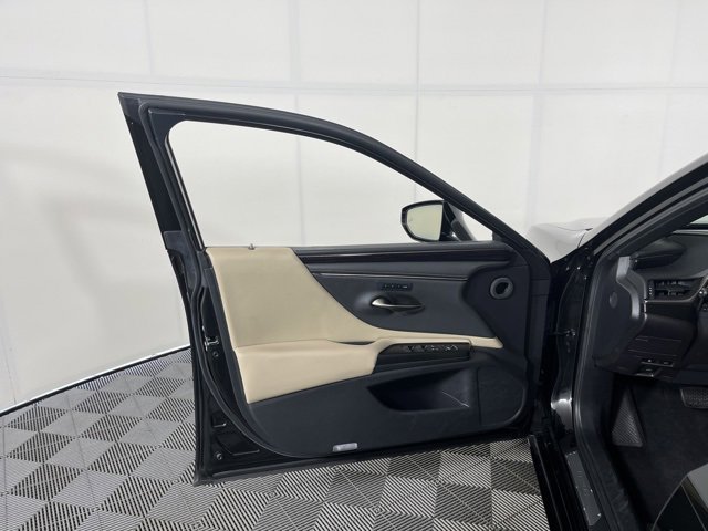Used 2020 Lexus ES 350 w/ Premium Package image 15