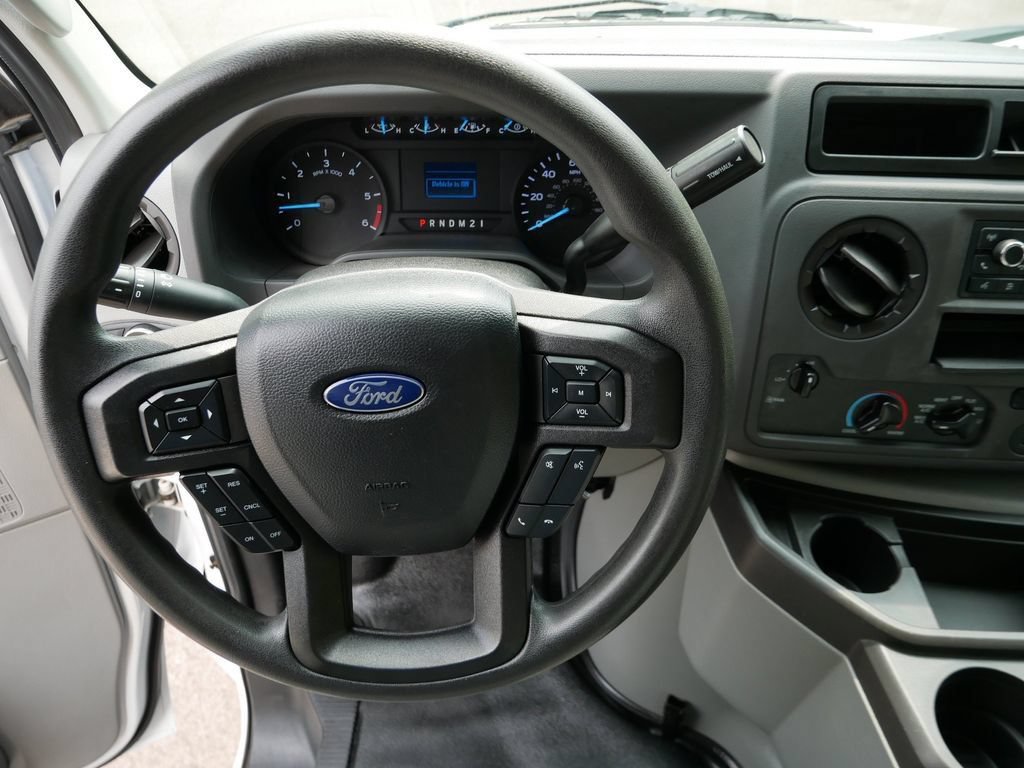 Used 2024 Ford E-450 and Econoline 450 Super Duty w/ Power Windows & Locks Group RWD image 14