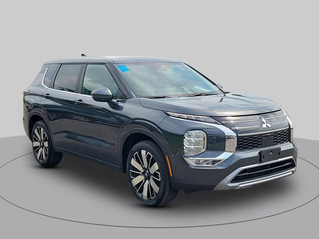 Used 2025 Mitsubishi Outlander SE AWD/4WD image 1