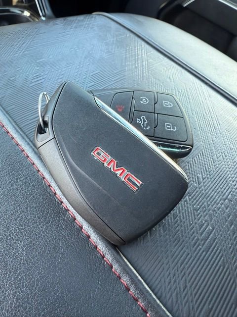 Used 2023 GMC Sierra 1500 AT4X image 42