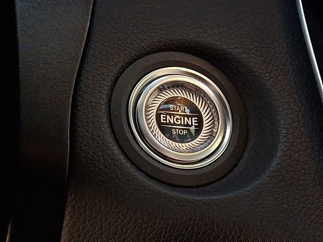 Used 2022 Mercedes-Benz GLC 300 image 23