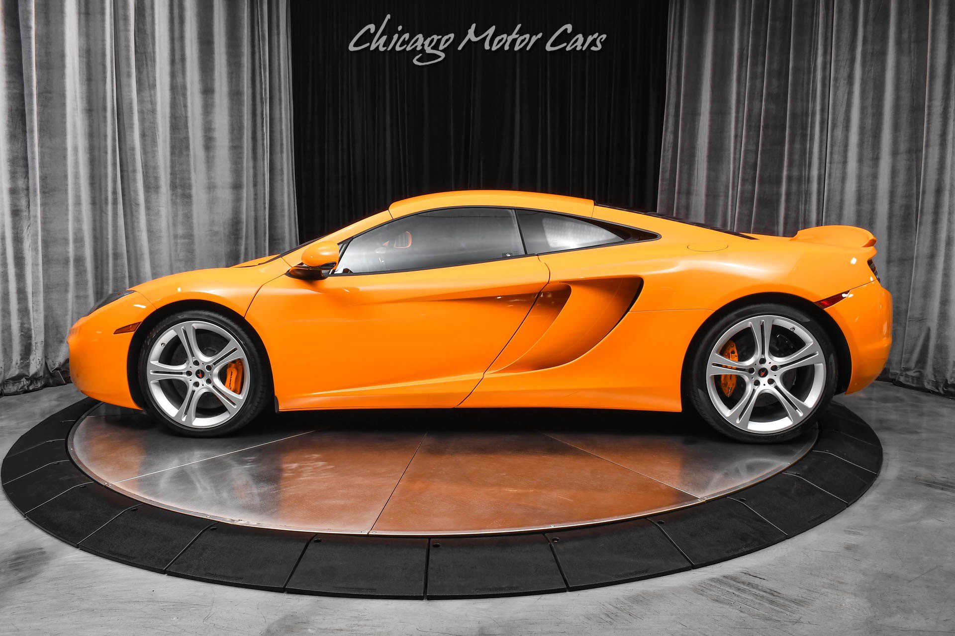 Used 2012 McLaren MP4-12C Coupe RWD image 28