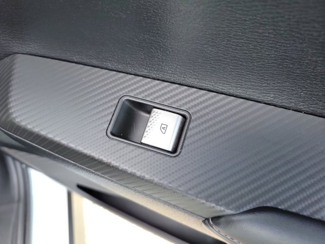 Used 2024 Mitsubishi Outlander SE image 12