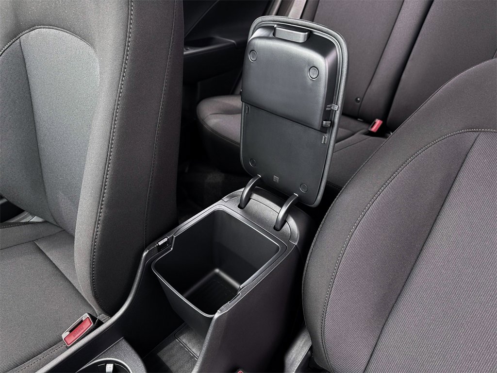 New 2026 Hyundai Kona SE image 19