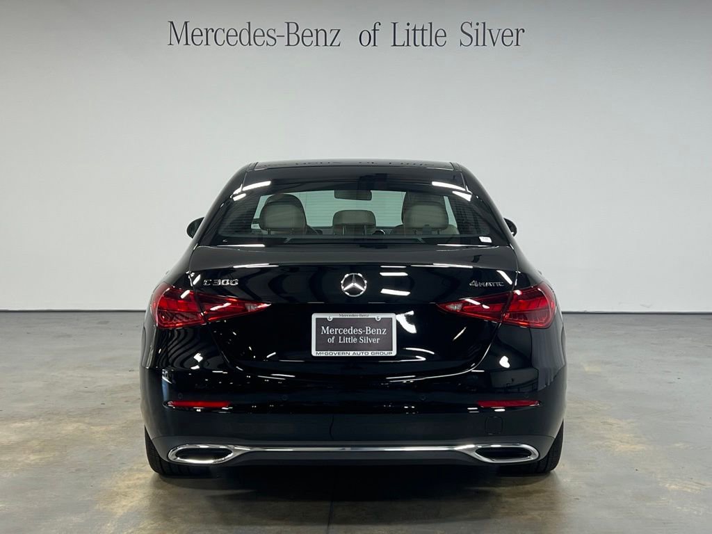 Used 2025 Mercedes-Benz C 300 4MATIC Sedan image 4