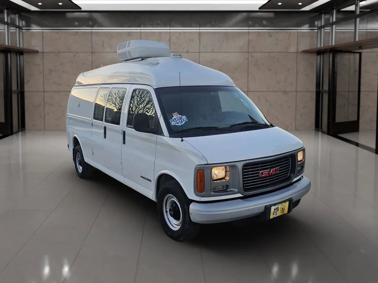 Used 2000 GMC Savana 3500 Extended image 18