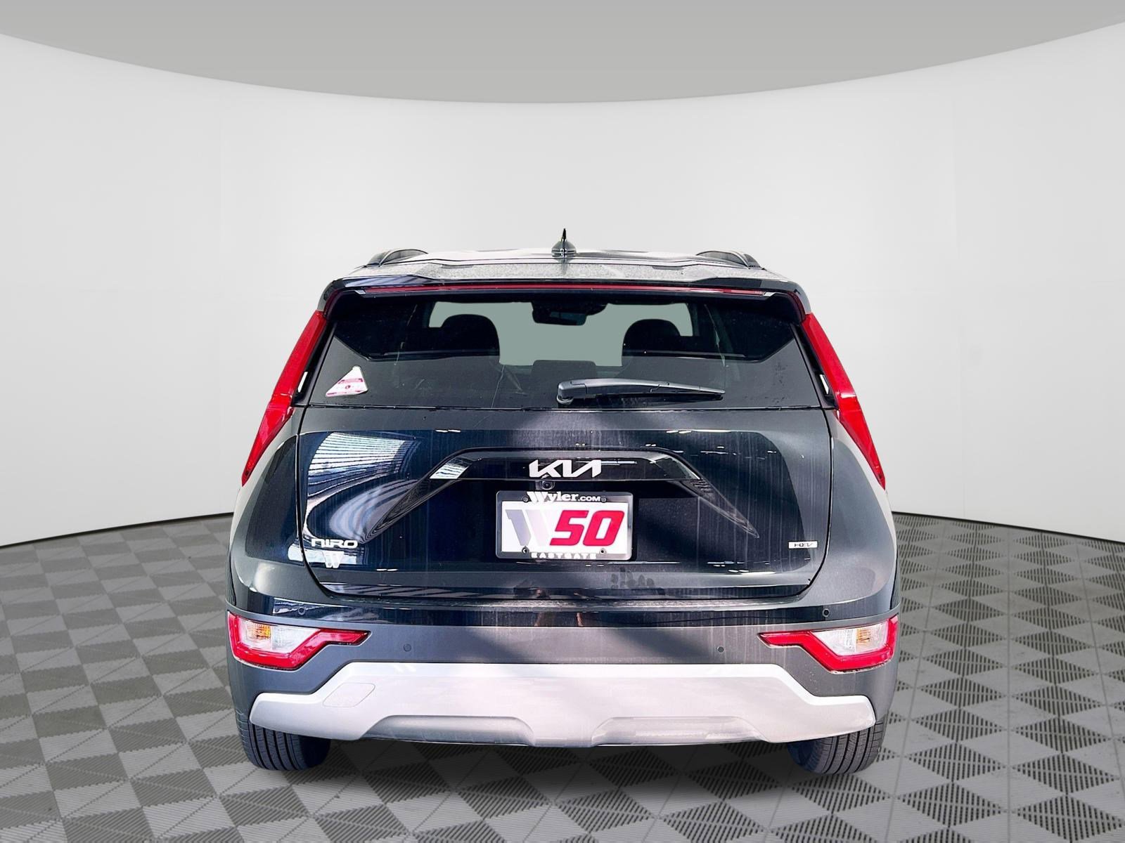 New 2025 Kia Niro EX image 27