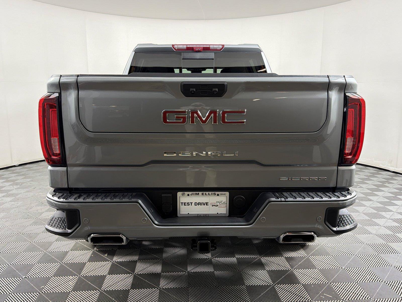 Certified 2025 GMC Sierra 1500 Denali w/ Denali Reserve Package AWD/4WD image 5