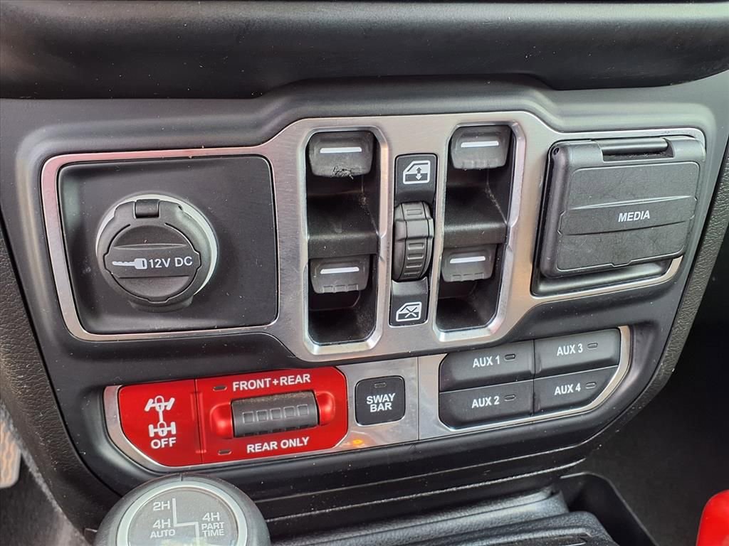 Used 2021 Jeep Wrangler Unlimited Rubicon 4xe w/ Cold Weather Group image 32